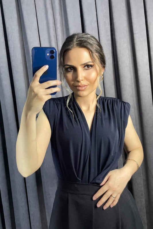Alt Zıbınlı Omuz Vatkalı Kolsuz Bluz Lacivert
